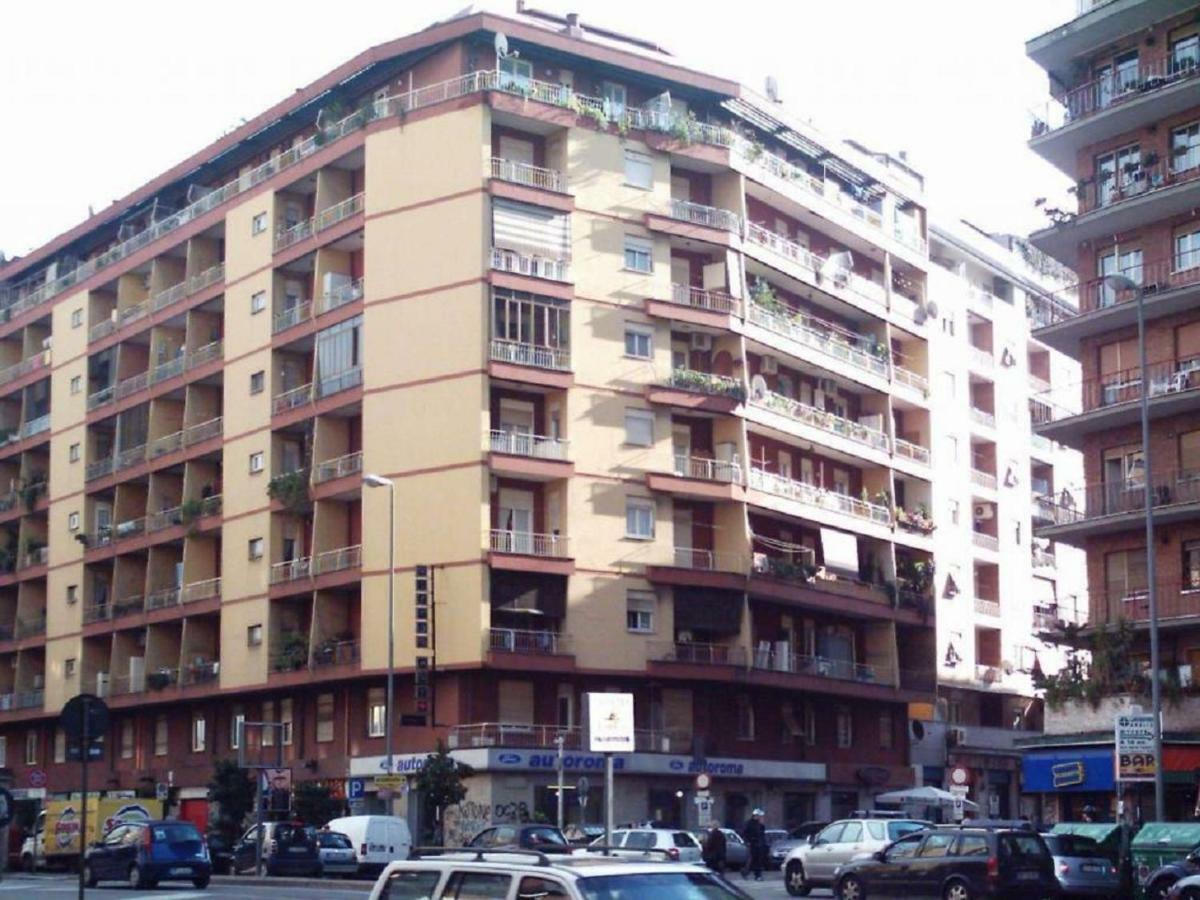 Bed and Breakfast Casa Di Mono Рим Экстерьер фото